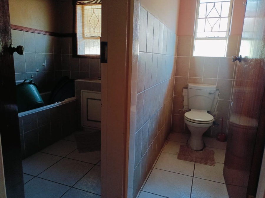 4 Bedroom Property for Sale in Stilfontein Ext 4 North West